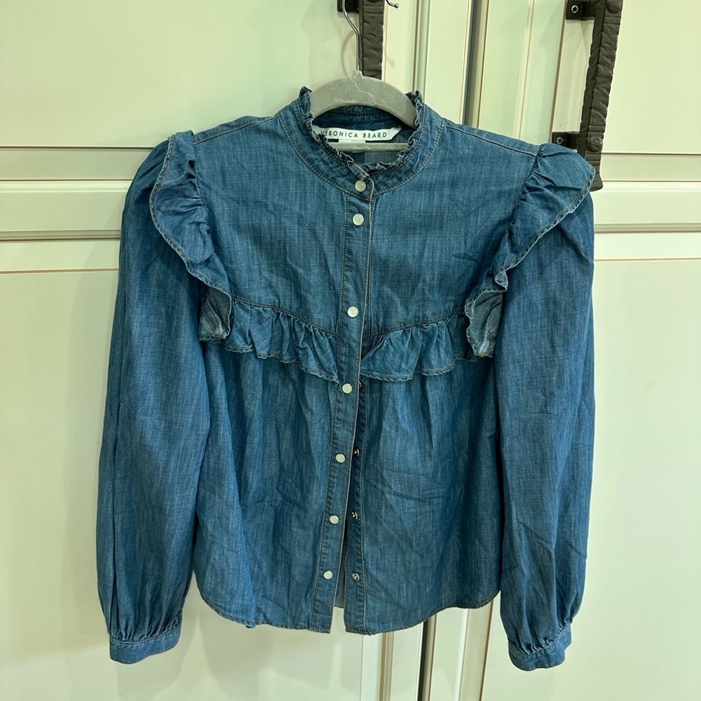 VERONICA BEARD
Tes Ruffled Denim Button Down (T2) - Picture 9 of 9